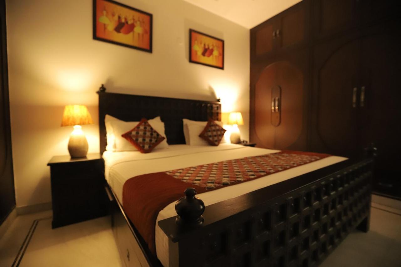 Mandakini Villa New Delhi Exterior photo